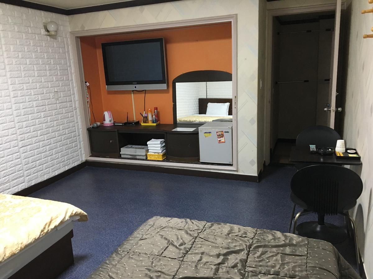 Hotel Starworld